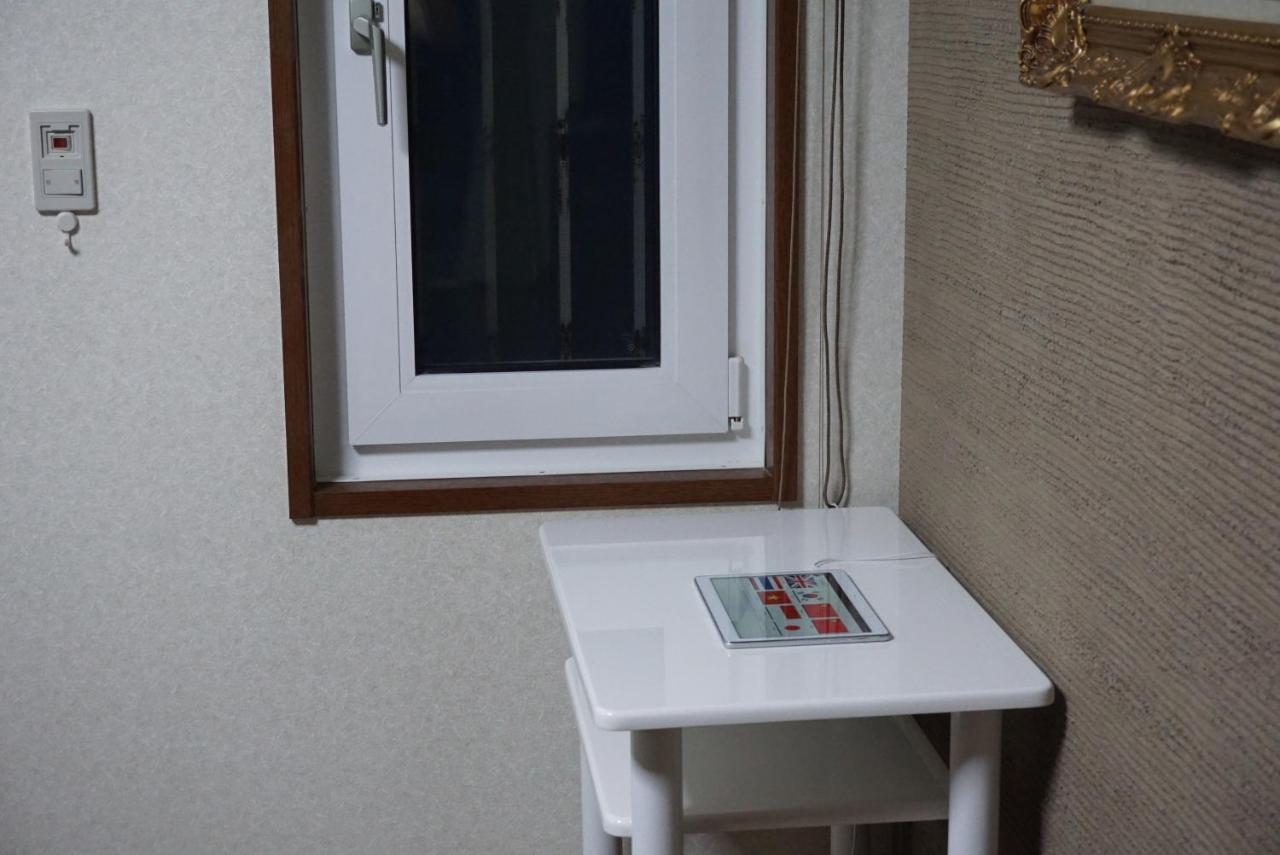 Toshi's House * Shiraoi